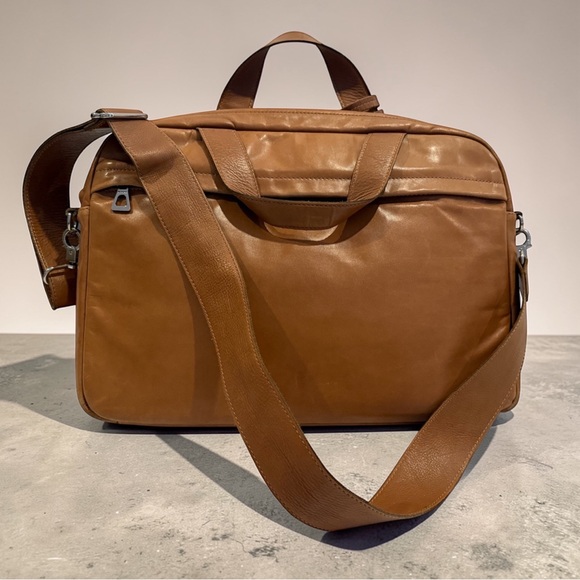 RUDSAK Tan Leather Laptop Bag - Structured & Professional - Picture 2 of 9